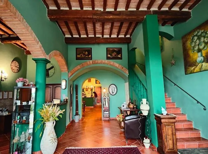 Poderino San Cristoforo Отель Лаятико