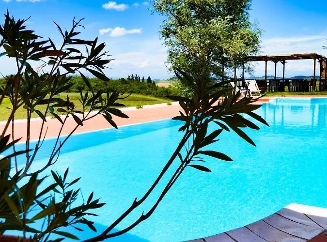 מלון Poderino San Cristoforo לייטיקו