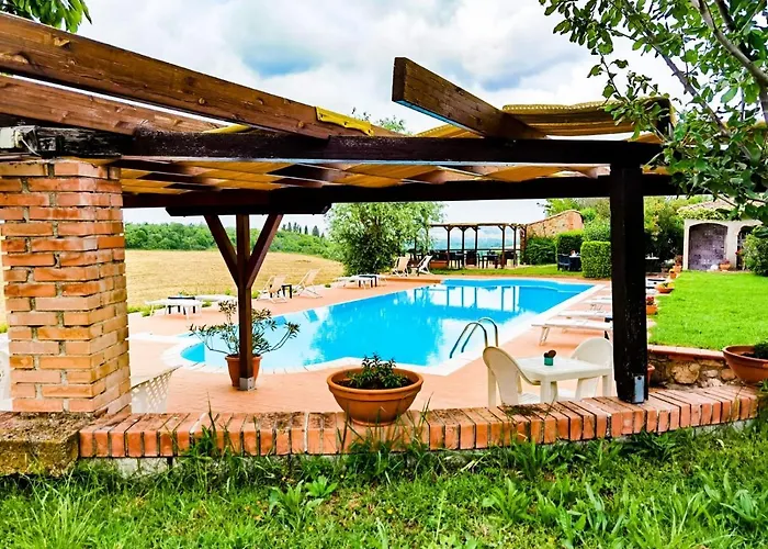 Poderino San Cristoforo מלון לייטיקו