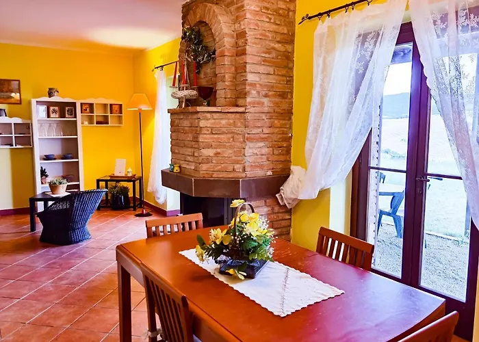 Poderino San Cristoforo 3* לייטיקו